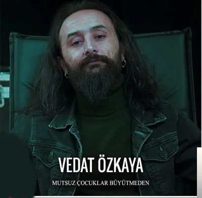 Mutsuz Çocuklar Büyütmeden (2019)
