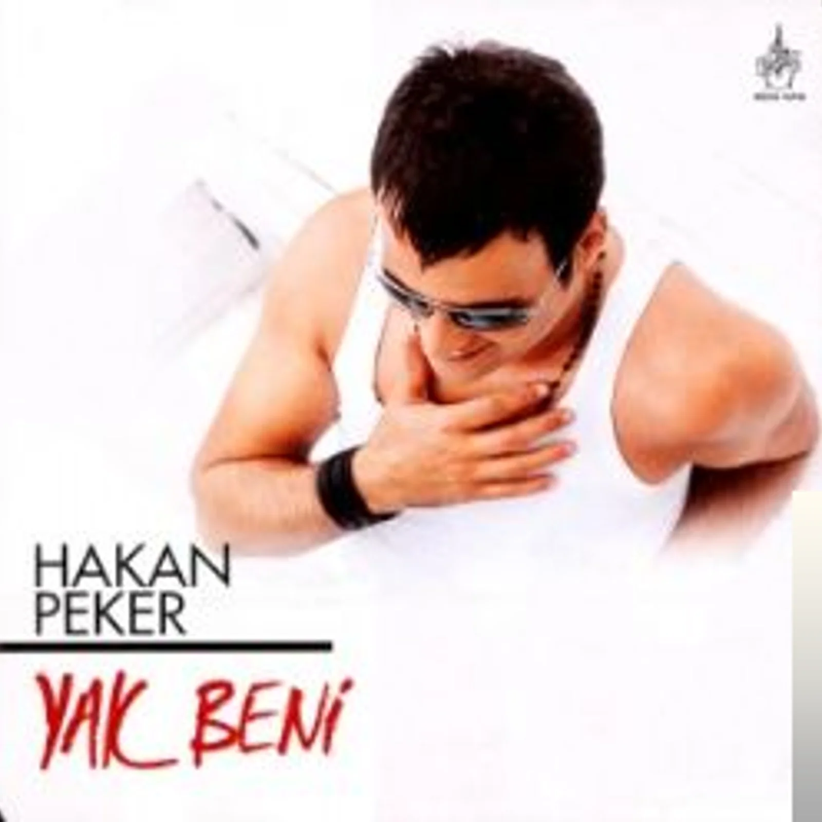 Yak Beni (2004)
