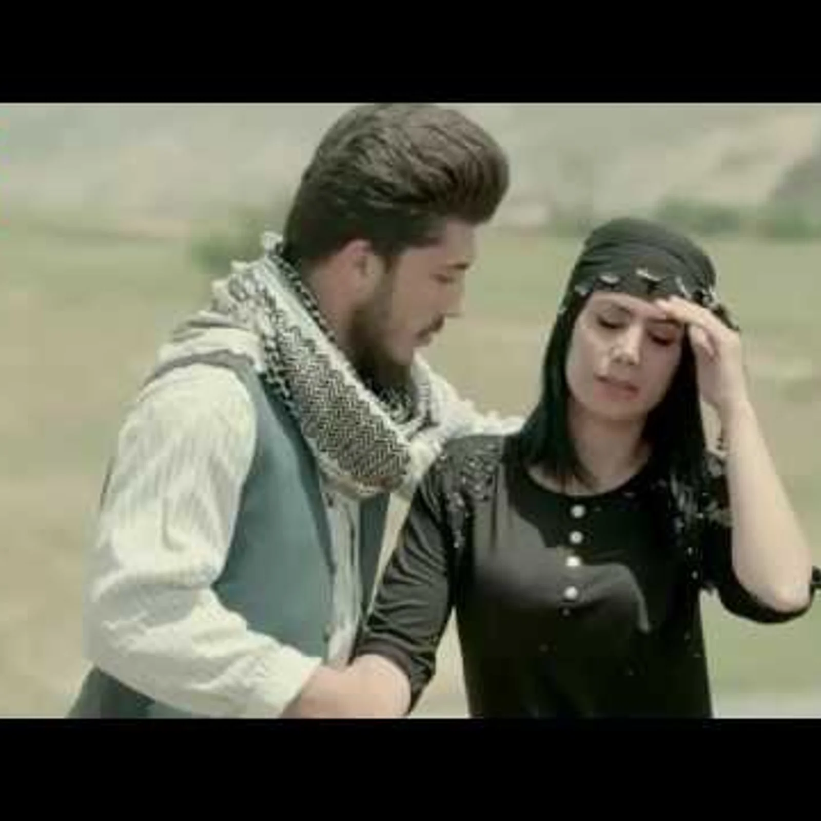 Zeyne (2017)