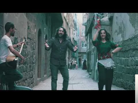 İçtiriyor (2017)