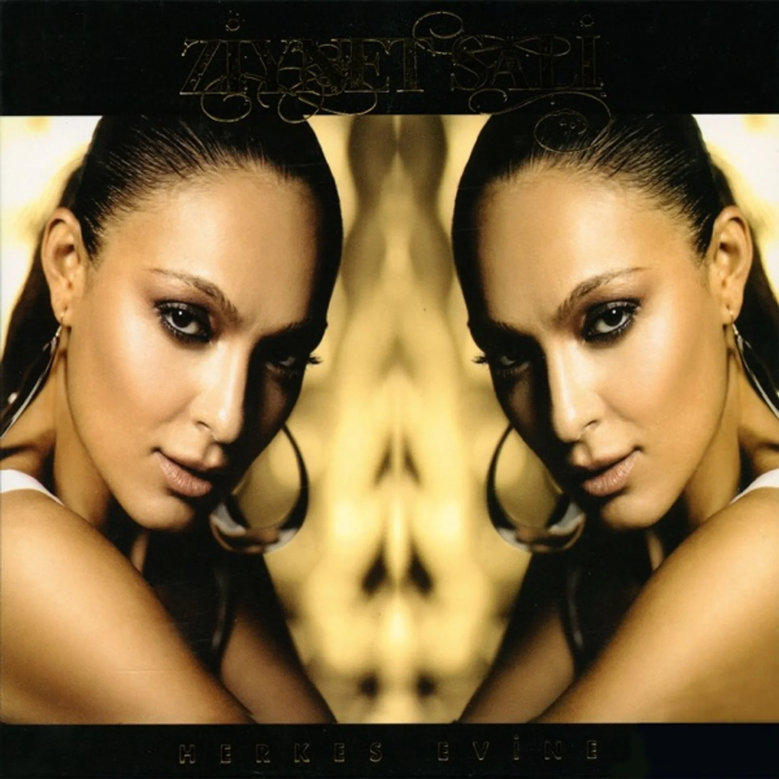 Herkes Evine (2008)