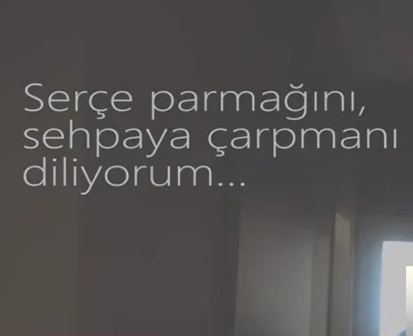 Serçe Parmağını Sehpaya Çarpmanı Diliyorum (2018)