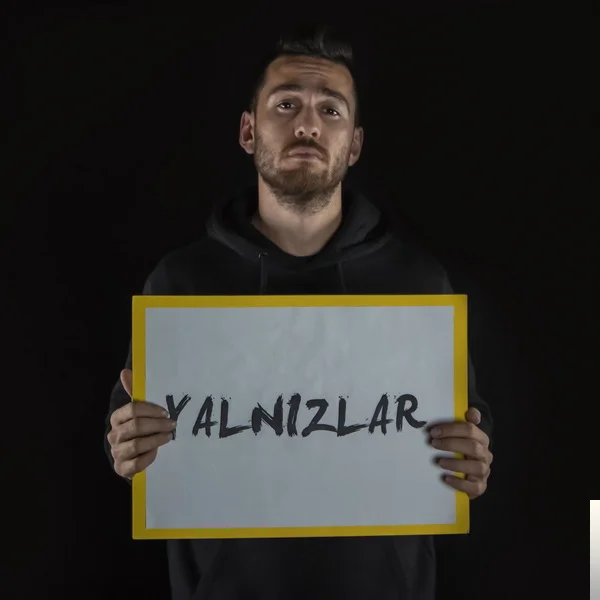 Yalnızlar (2018)