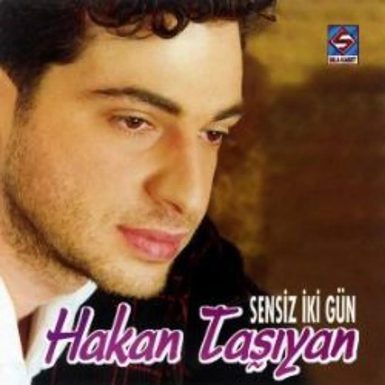 Hakan Taşıyan - Gözünü Toprak Doyursun
