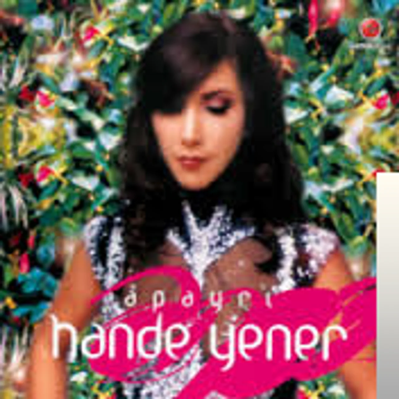 Hande Yener - Bugün Sevgililer Günü
