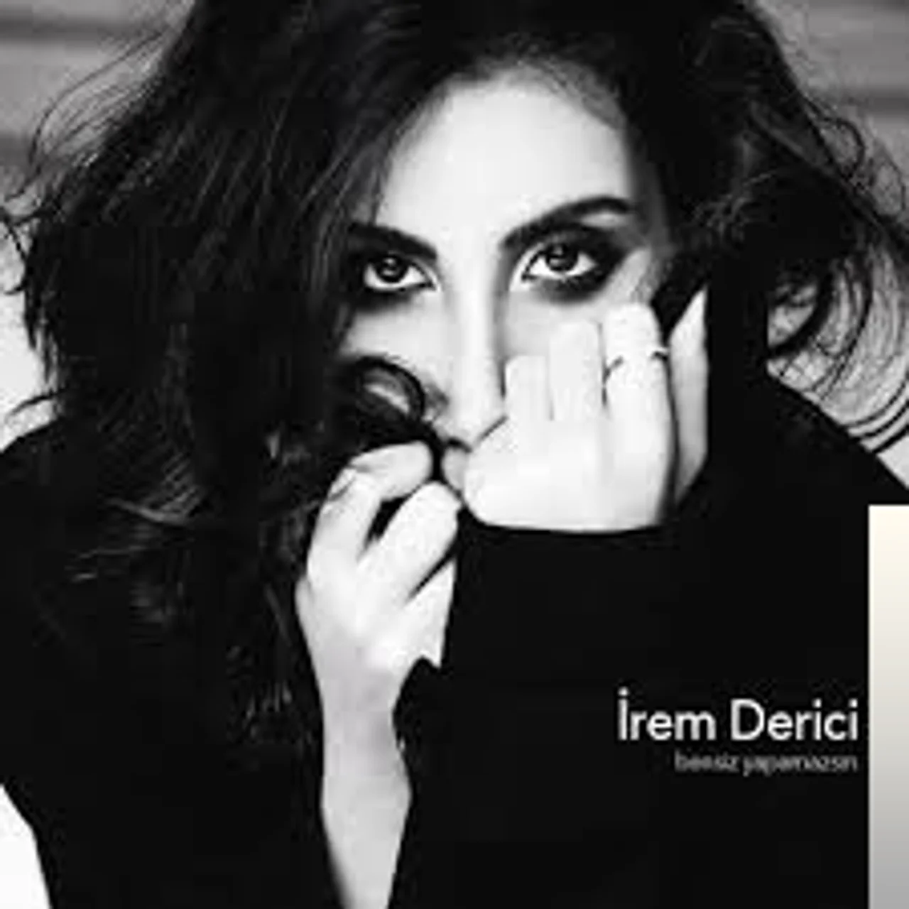 İrem Derici - Bensiz Yapamazsın