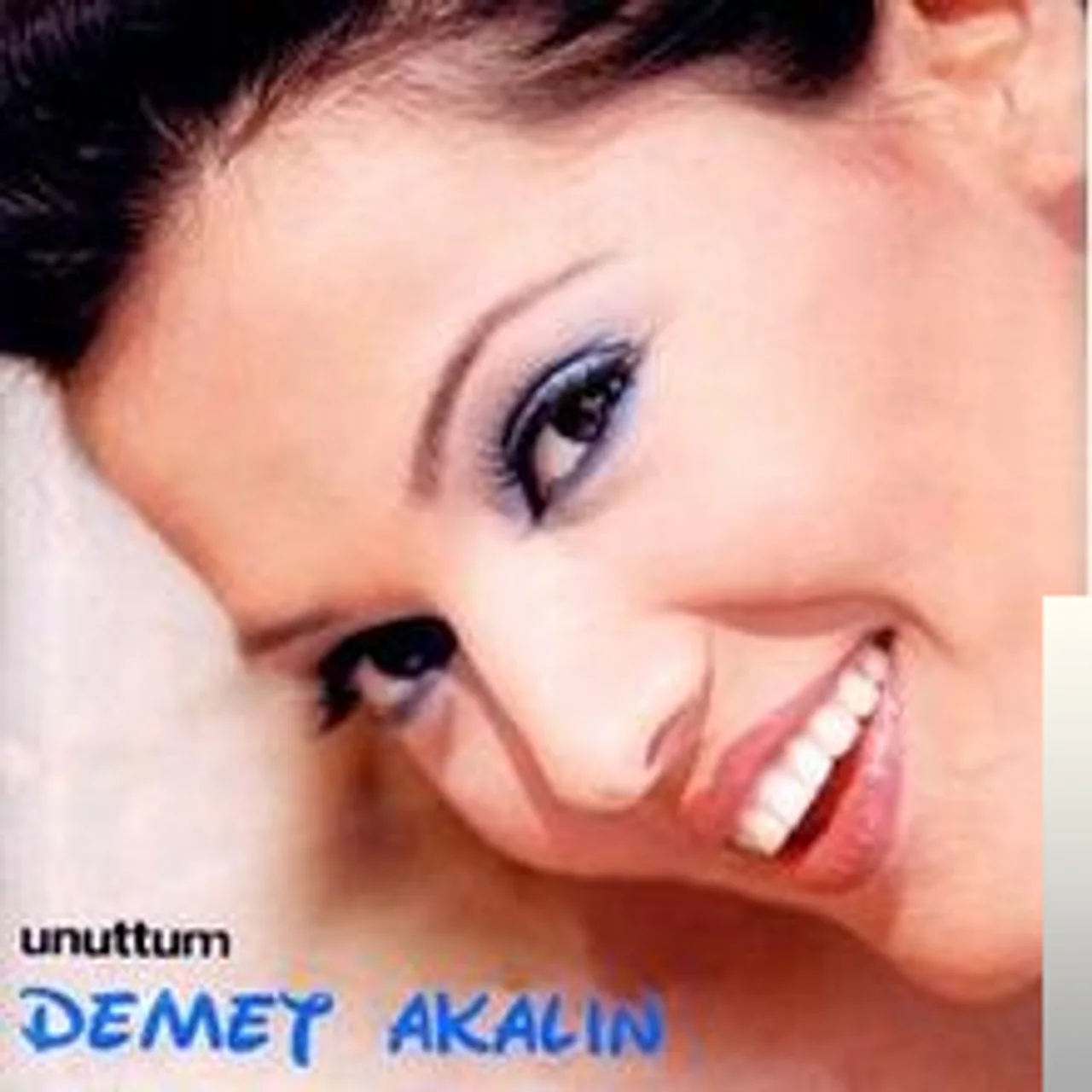 Demet Akalın - Allahından Bul