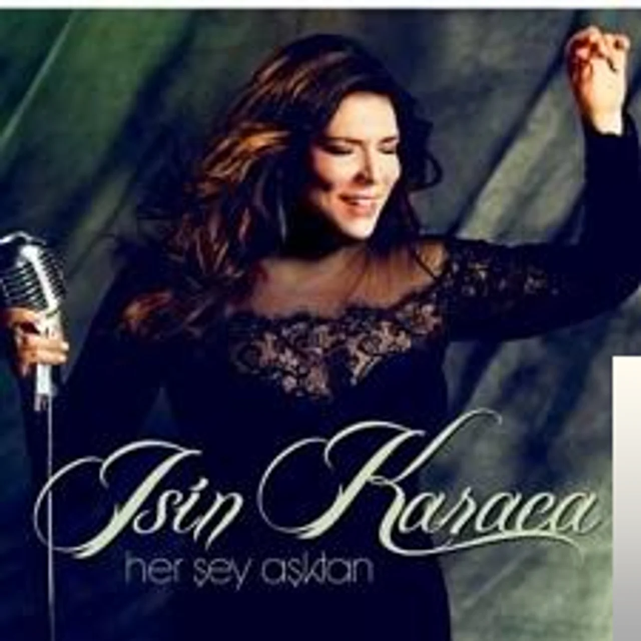 Işın Karaca - Her Şey Aşktan