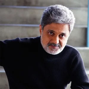 Dariush Interview (Norooz) - Mar 20, 2011