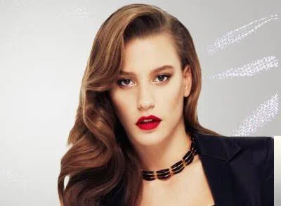 Serenay Sarıkaya - İsyan
