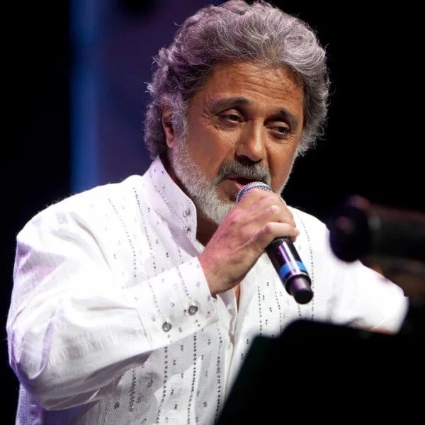 Dariush - Ay Eshgh (Live)