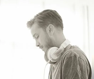 Yasin Keleş - feat Neşet Ertaş-Yanıyorum