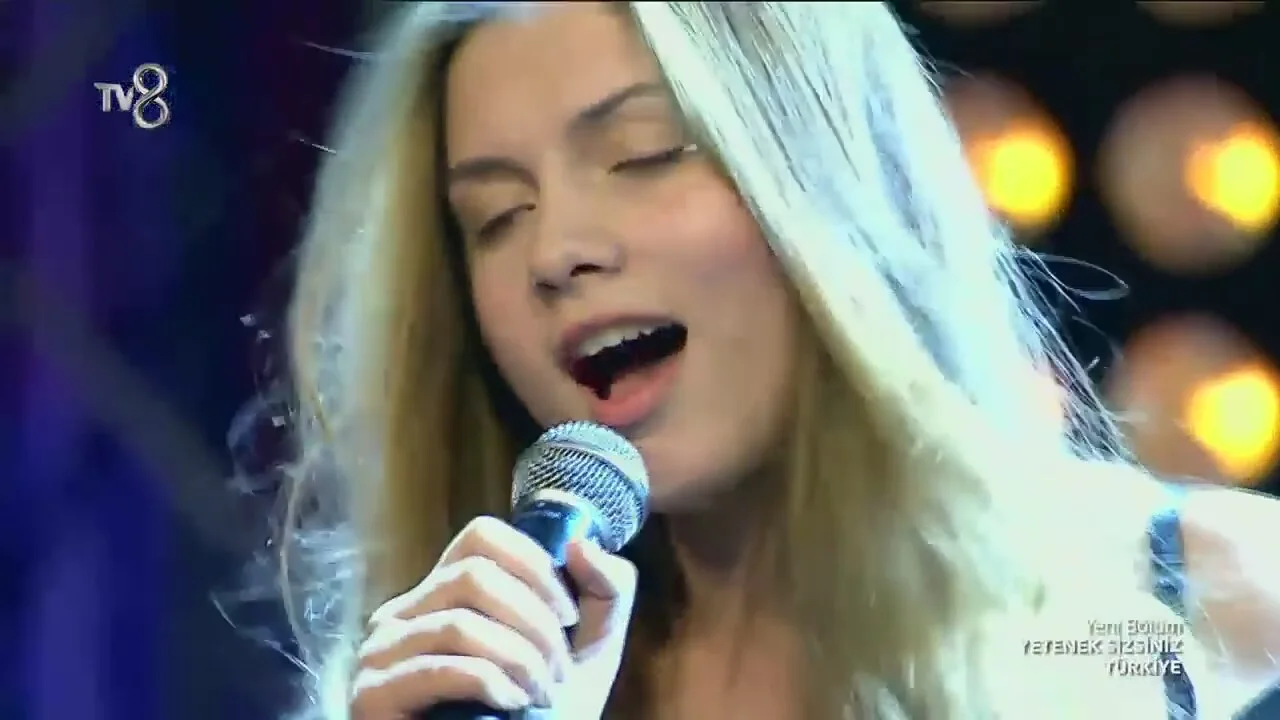 Aleyna Tilki - Koyverdun Gittun Beni