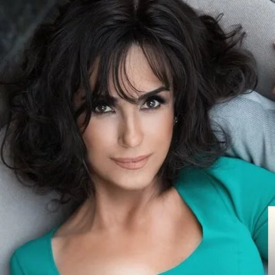 Ayşegül Aldinç - Yolun Başında
