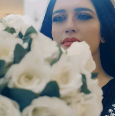 Derya Avcı - Ömrüm Senin Olsun