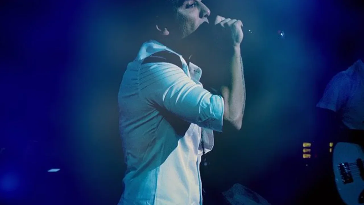 Shadmehr Aghili - Rabeteh (Live)