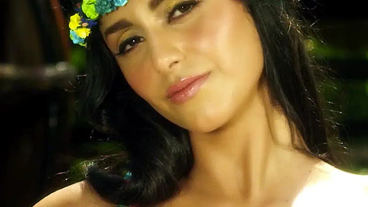 Gelareh Sheibani - Nagoo Tanhaie